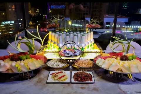 锦州奥斯卡酒吧招聘,报机票-商务素场招聘模特促销员快来加入